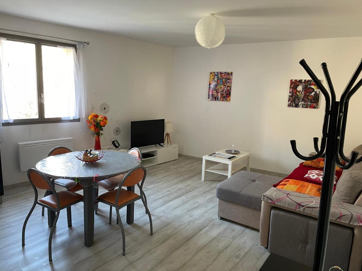 La Desirade Daire Catllar Dış mekan fotoğraf